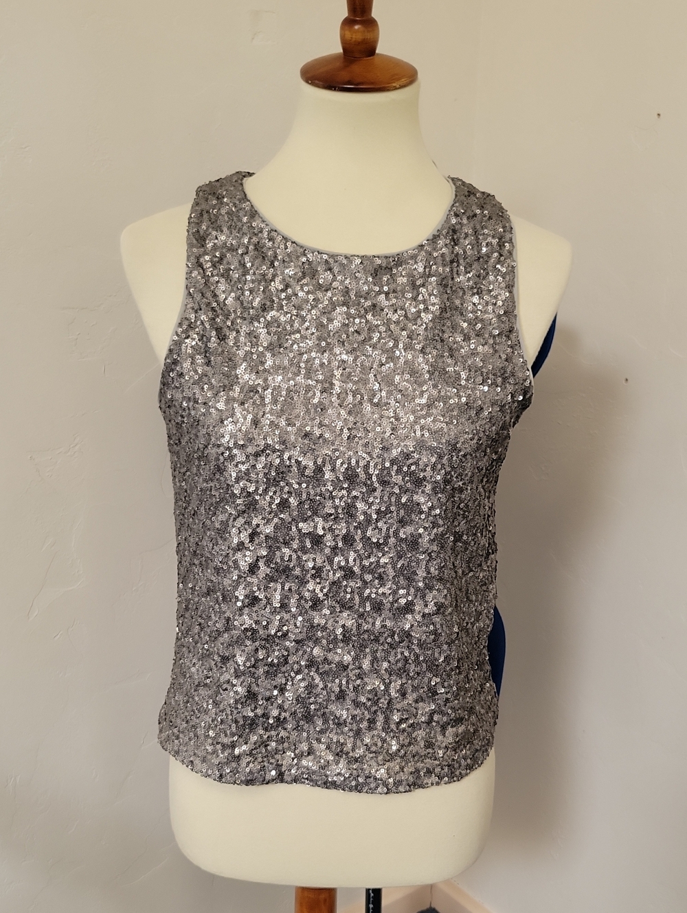 Forever 21 Silver Sequin Sleeveless Camisole
